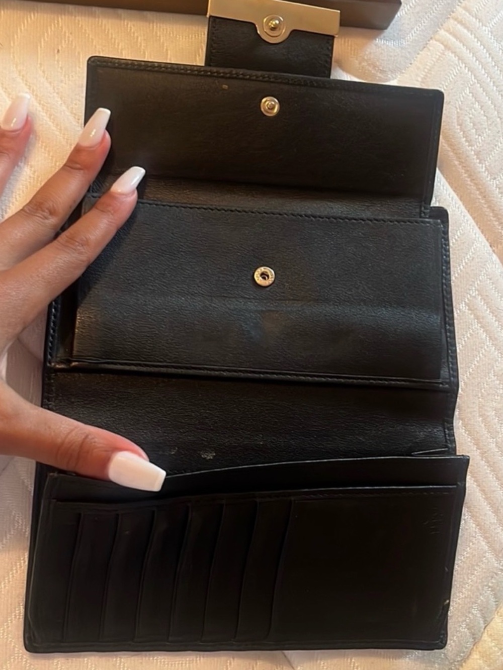 Gucci Black Embossed GG Leather Wallet - Picture 2 of 6